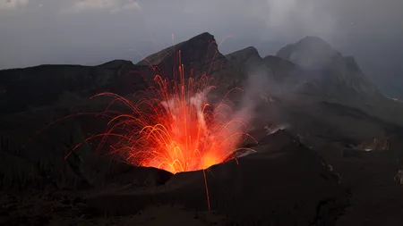 Avertisment de călătorie MAE. Erupții vulcanice afectează Bali și Indonezia