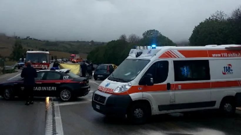 Patru români, răniți grav  într-un accident produs în Italia