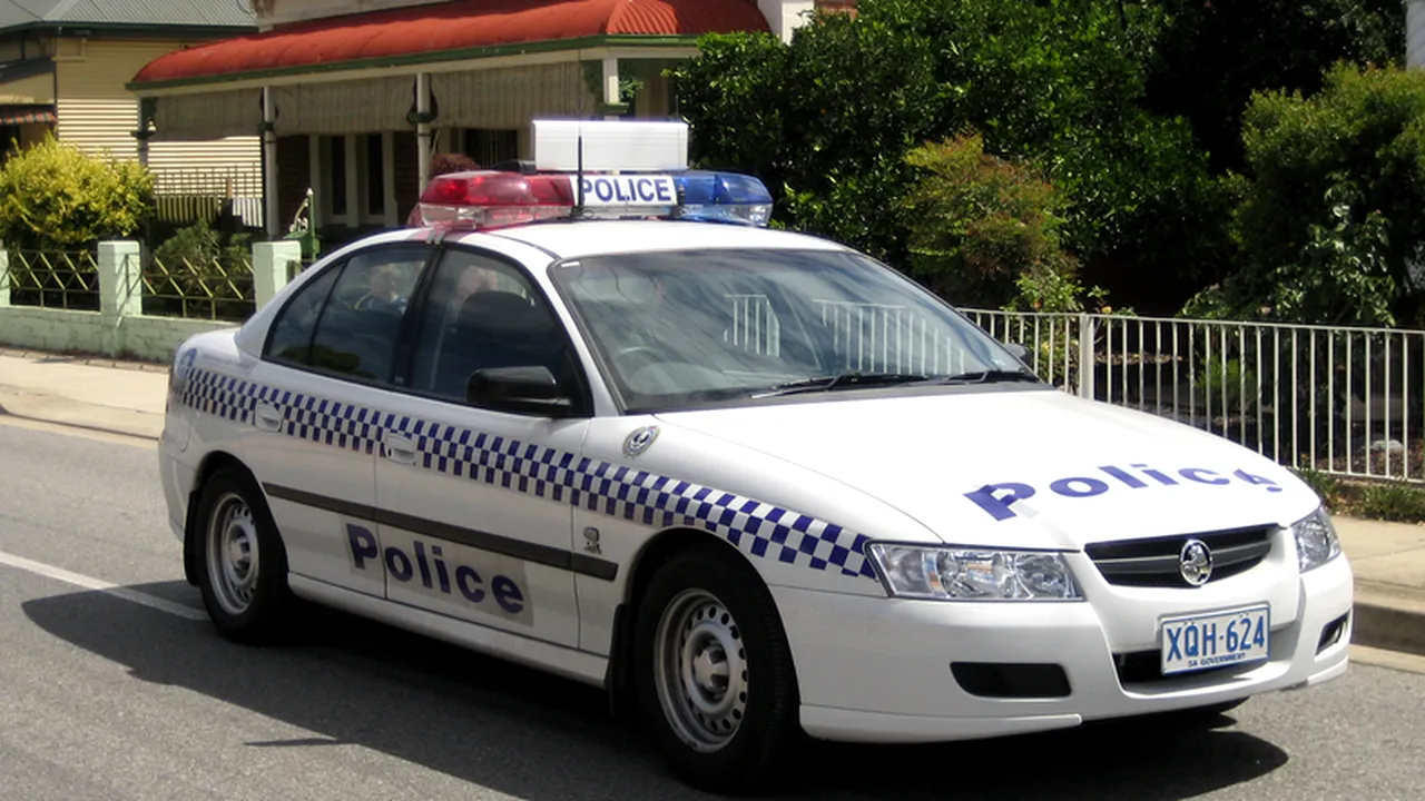 O fetiță de doi ani a unei familii de români din Australia a murit, după ce a fost călcată accidental cu mașina de mama sa