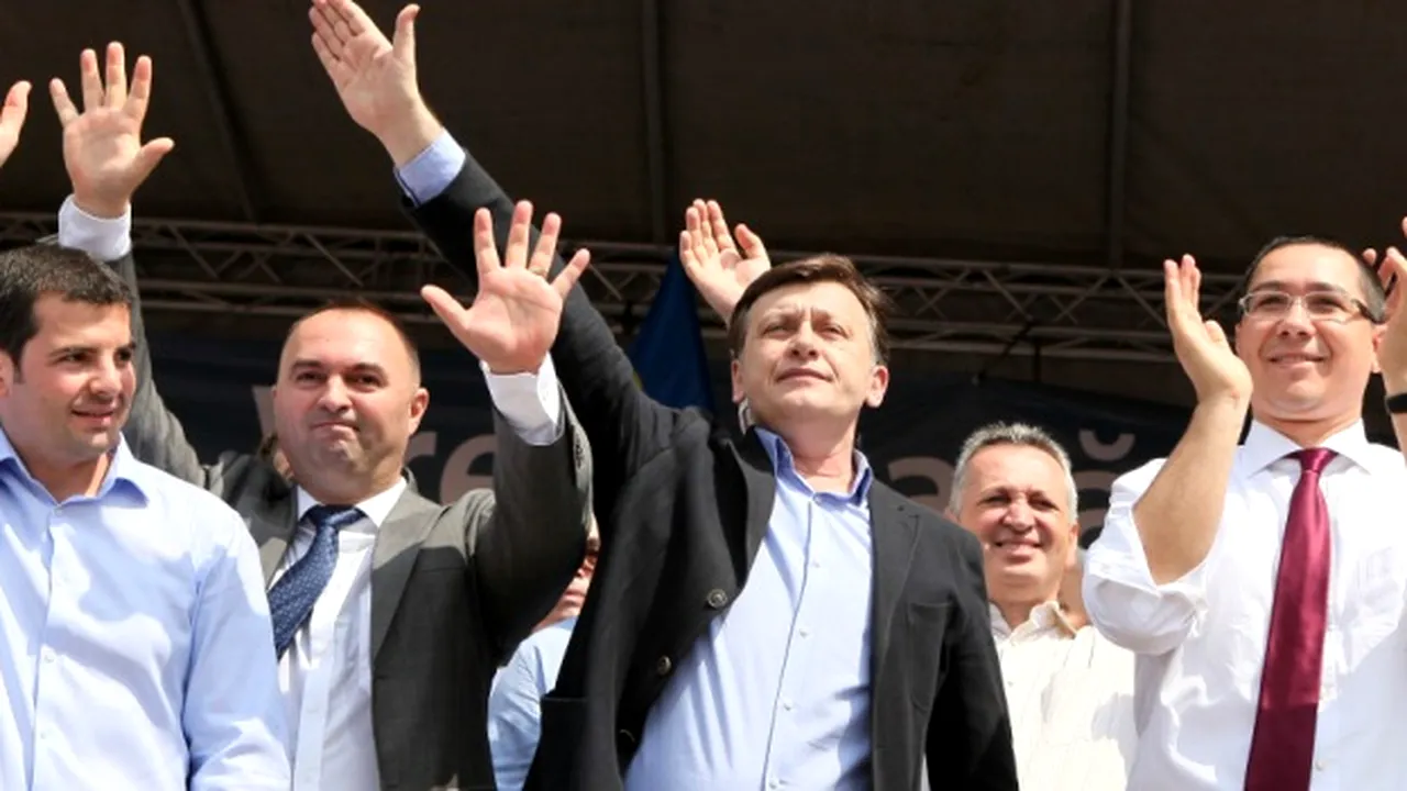 Ce a învățat USL din eșecul suspendării lui Băsescu. Planuri pentru ofensiva de după 9 decembrie