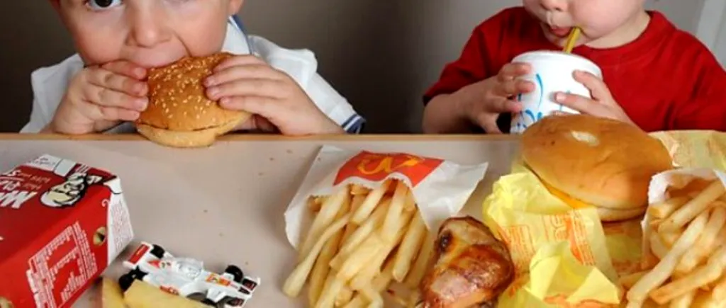 Copiii care mănâncă regulat fast-food au un IQ mai scăzut decât ceilalți. STUDIU