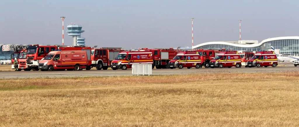 FOTO - VIDEO - Ambulanțe SMURD și mașini pentru stingerea incendiilor, pe Aeroportul Otopeni. Motivul intervenției