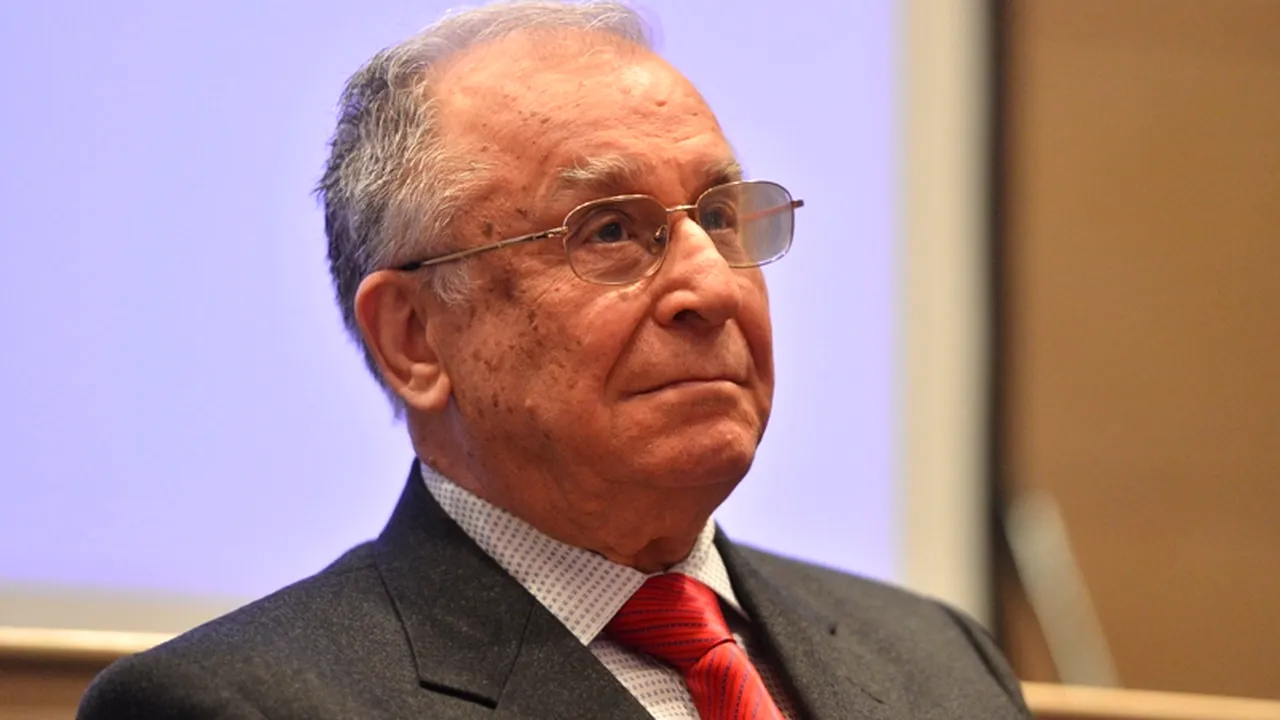 Iliescu: Am scris de mână 500 de pagini din 