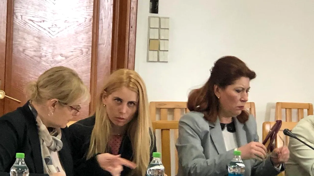 Scumpă la vedere: Mihaela Triculescu, șefa ANAF, la primul eveniment oficial, după trei luni de la numire
