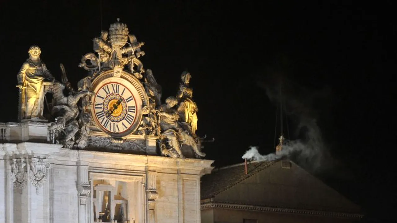 NOUL PAPĂ, JORGE MARIO BERGOGLIO. Biografia noului pontif, PAPA FRANCISC. VIDEO