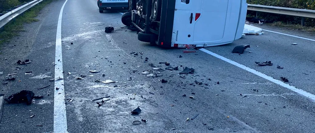 Grav accident în Orșova, cu patru victime! Două microbuze s-au ciocnit