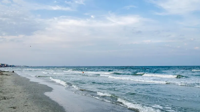 O femeie a murit după ce i s-a făcut rău pe plaja din Mamaia Nord