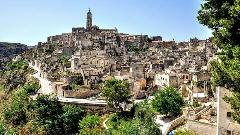 Ofertă de NEREFUZAT: Airbnb ÎȚI PLĂTEȘTE trei luni SABATICE pentru a locui într-un sat din Italia