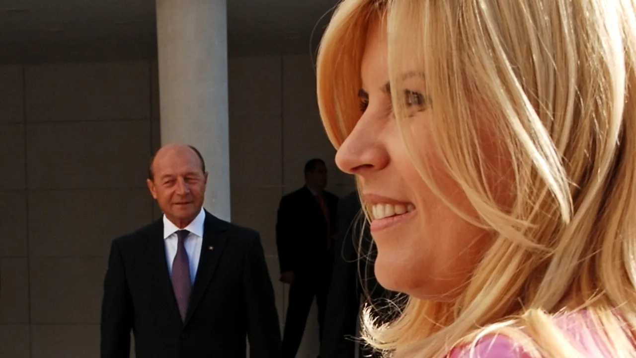 Băsescu: Udrea e blondă și atrage atenția. E un avantaj pentru PMP