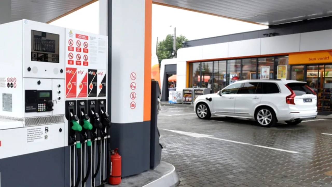 Ce s-a întâmplat după ce o șoferiță de 52 de ani a făcut PLINUL cu motorină pentru mașina ei pe benzină