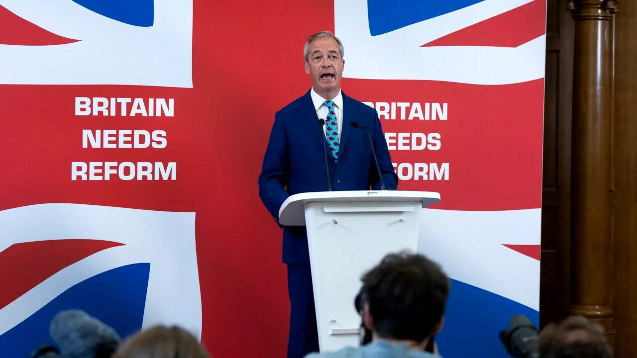 Nigel Farage caută sprijin din partea miliardarului Elon Musk. Cum vrea artizanul BREXIT să-și finanțeze partidul extremist