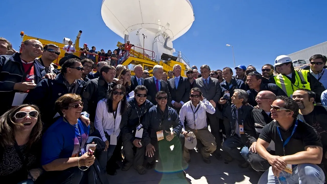 A fost inaugurat cel mai puternic radiotelescop din lume