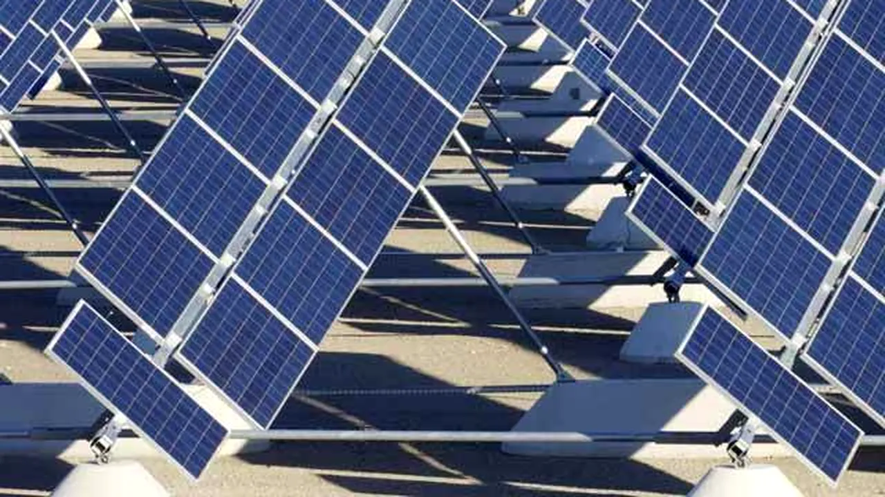 Premieră în China. Energia solară a depășit cărbunele. Cum stă Europa în cursa pentru energia curată