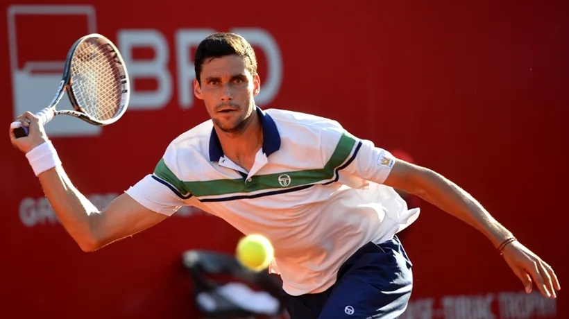 Victor Hănescu a coborât pe locul 49 în clasamentul ATP