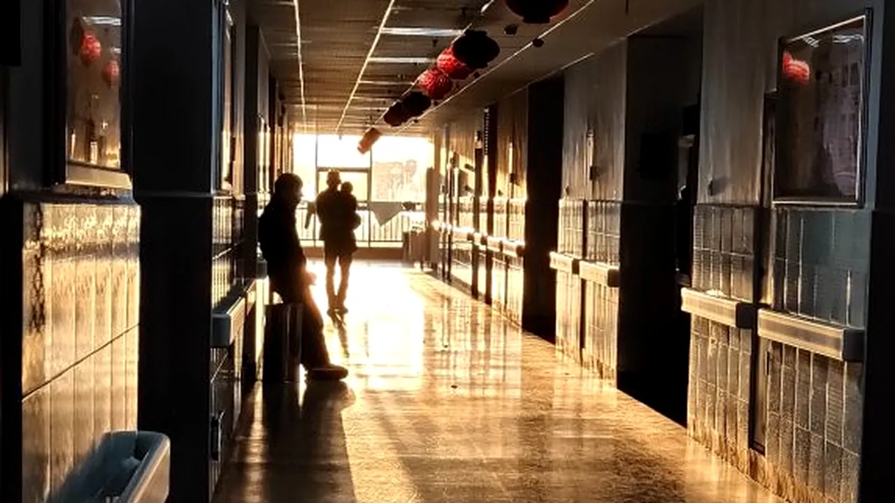 EROARE LA BOTOȘANI. Mai multe persoane  au fost internate la  Secţia de Boli Infecţioase după ce au fost diagnosticate greșit cu coronavirus