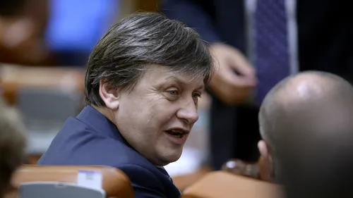 Crin Antonescu nu participă la Congresul PNL, dar are un mesaj pentru alegători: Orban nu trebuie să fie președintele partidului