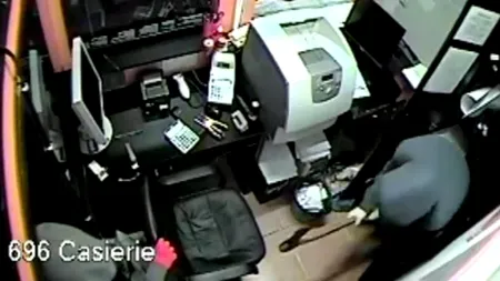 Cei mai ghinioniști hoți din România: au dat două spargeri într-o noapte, dar nu au plecat cu nici un ban