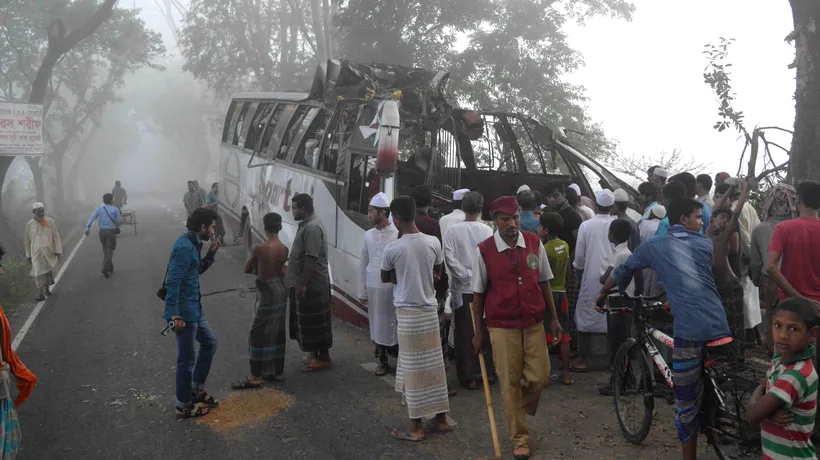 Cel puțin 24 de morți într-un accident de autocar produs în Bangladesh