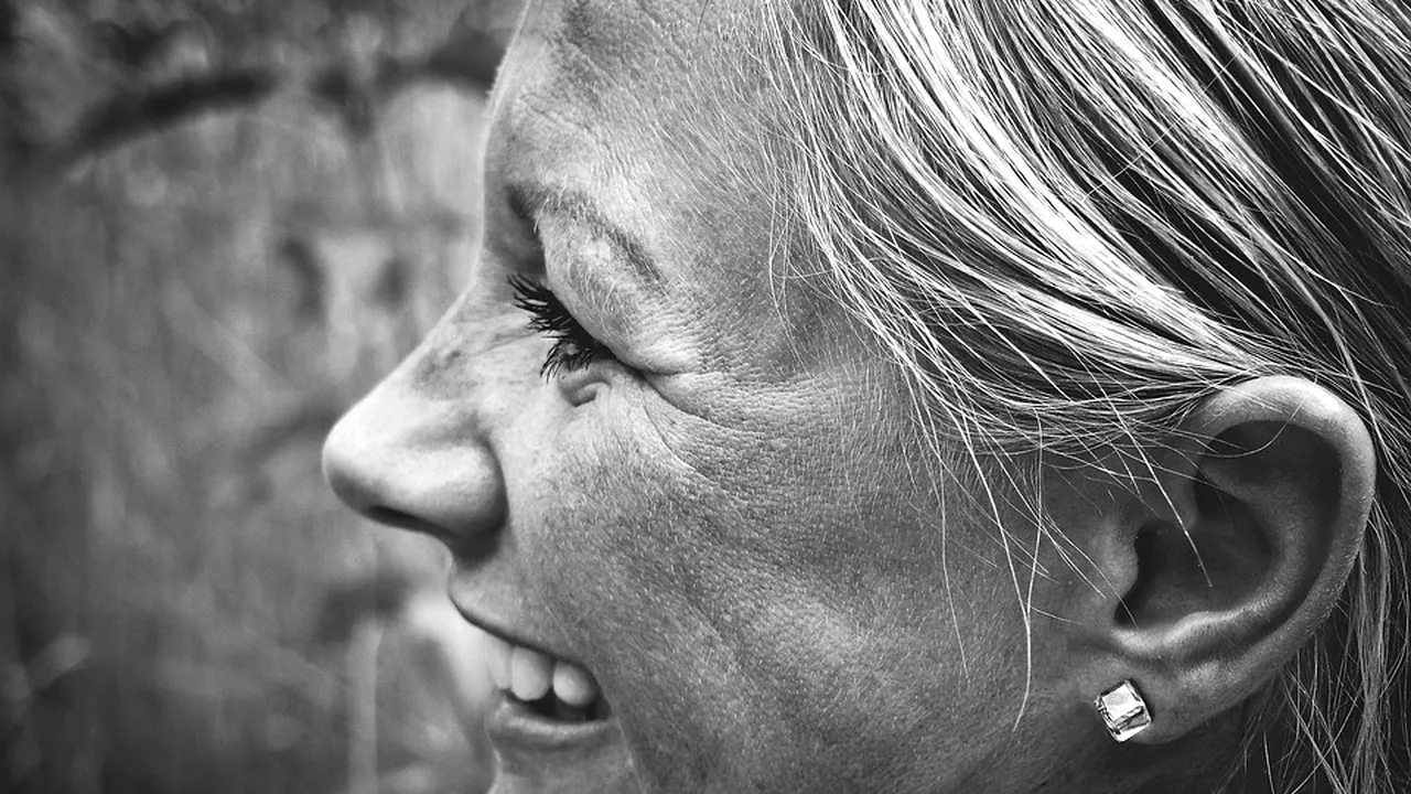 Caz medical șocant | Unii ar considera-o superputere, dar pentru o femeie este un adevărat chin: „Nu am pic de liniște. Îmi aud sângele curgând în vene