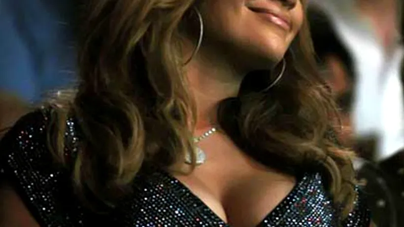 FOTO: Cum arată Jennifer Lopez fără pic de machiaj la 44 de ani