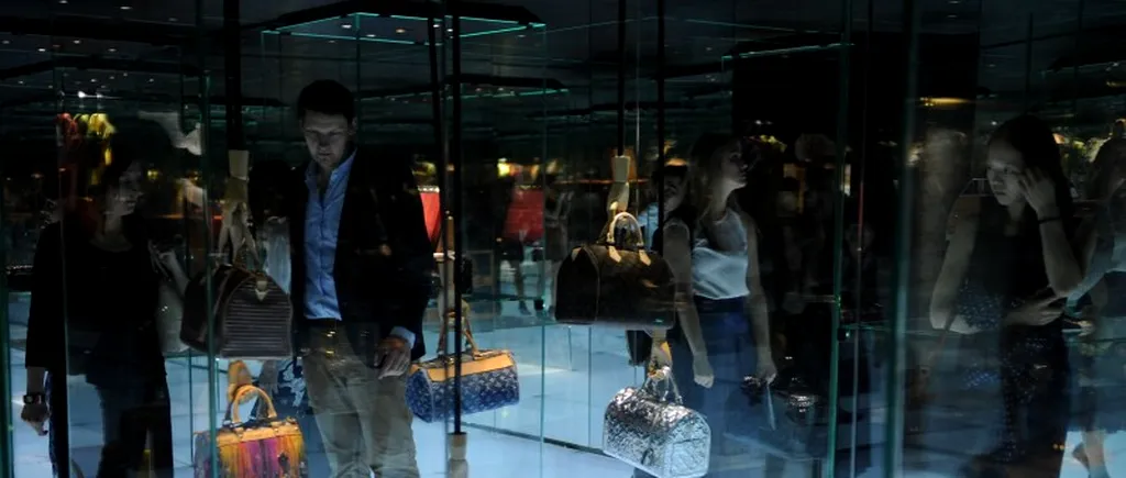Vuitton, Gucci și Omega riscă OBOSEALA BRANDURILOR, odată cu maturizarea pieței chineze