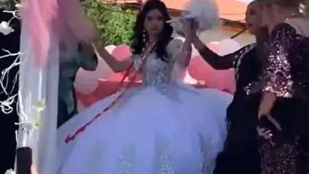 Nuntă cu TIR-ul la Strehaia, „spartă” de polițiști. Remorca mastodontului a fost transformată în ring de dans