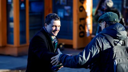 CORONAVIRUS. Nicuşor Dan s-a autoizolat, după ce a participat la o ședință cu Vergil Chițac, senatorul PNL infectat cu COVID-19