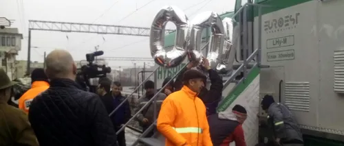Cum arată prima locomotivă hibrid construită vreodată în România. VIDEO și FOTO