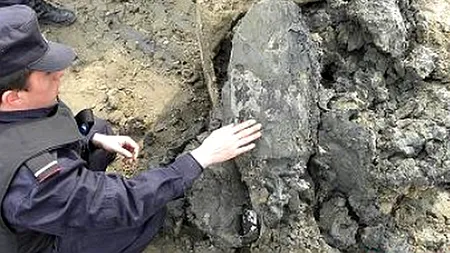 Un bărbat din Iași a găsit în curtea casei sale o bombă de 100 DE KILOGRAME