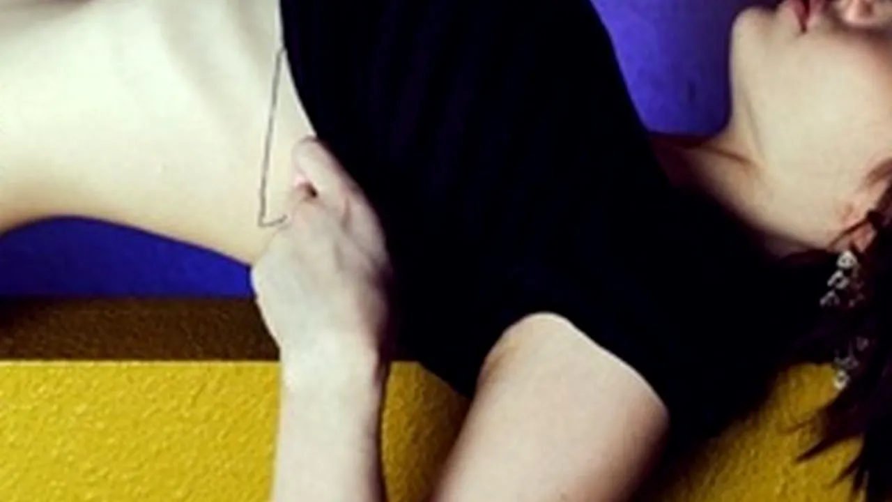 O tânără de 15 ani din Iași are doar 37 de kilograme și vrea să mai slăbească