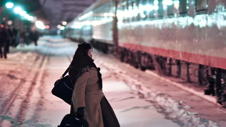 GREVĂ SPONTANĂ LA CFR. 137 de trenuri au fost oprite în gări. Fenechiu: Salariile vor fi plătite cel târziu mâine