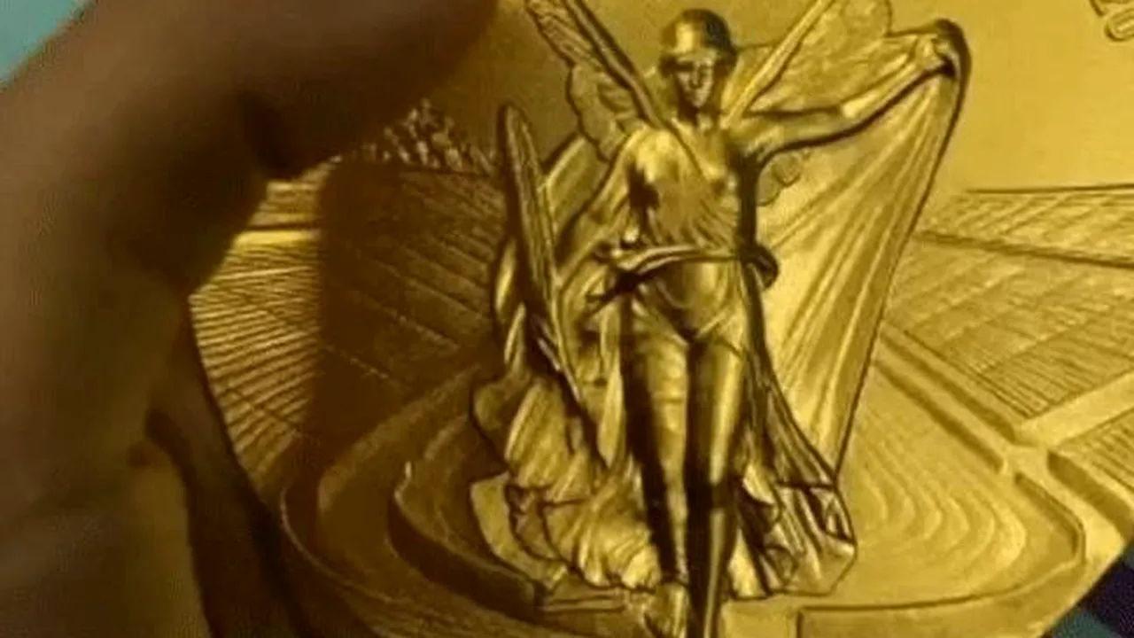 O  campioană olimpică susține că medalia de aur i se cojește