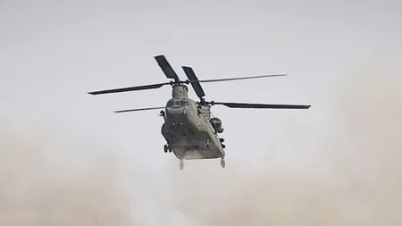 Un elicopter al poliției s-a prăbușit pe acoperișul unui bar în orașul scoțian Glasgow