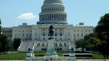 Obligația vaccinării în SUA, anulată și reforma electorală, amânată. Un proiect de lege al republicanilor privind sancțiuni legate de Nord Stream 2, eșuat în Senat