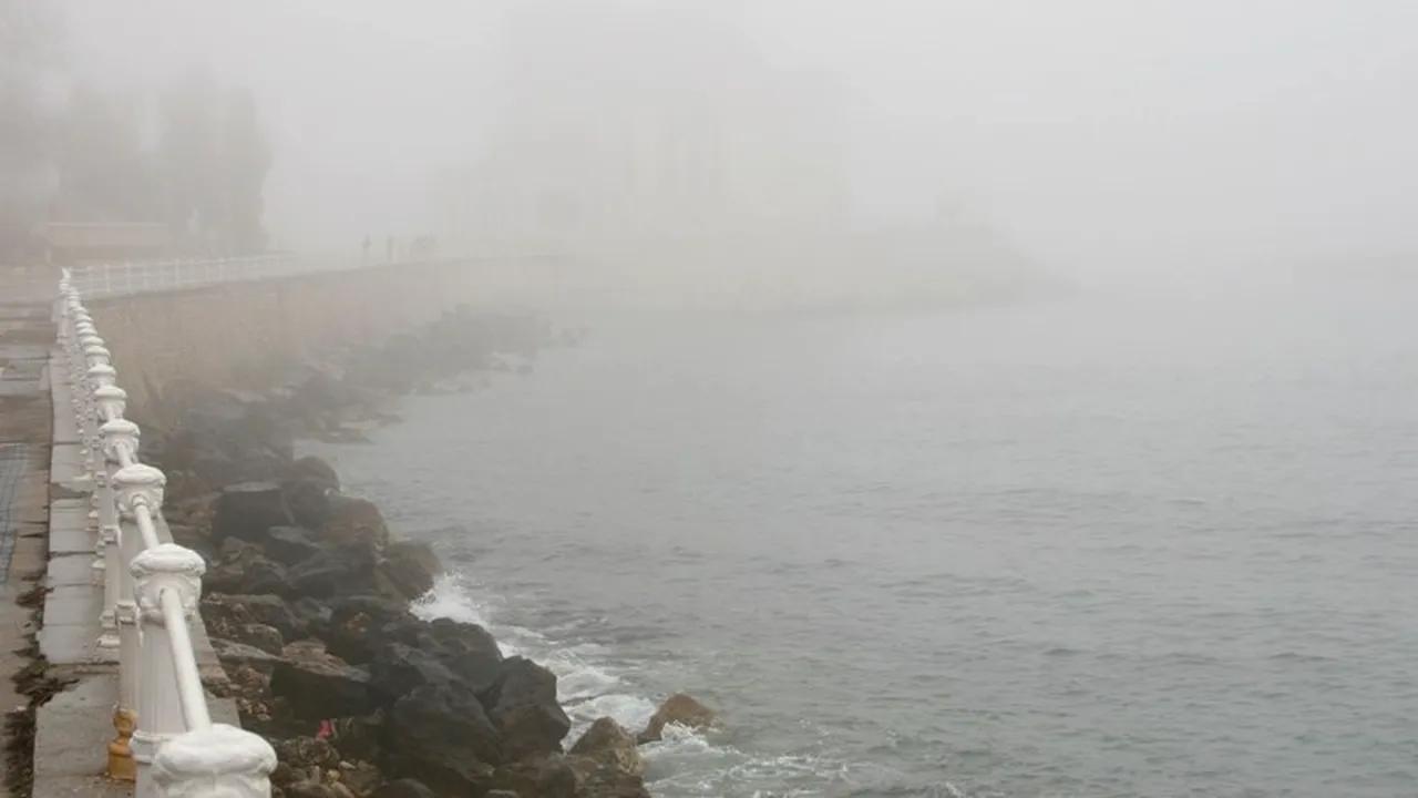 Porturile constănțene de la Marea Neagră au fost închise din cauza ceții