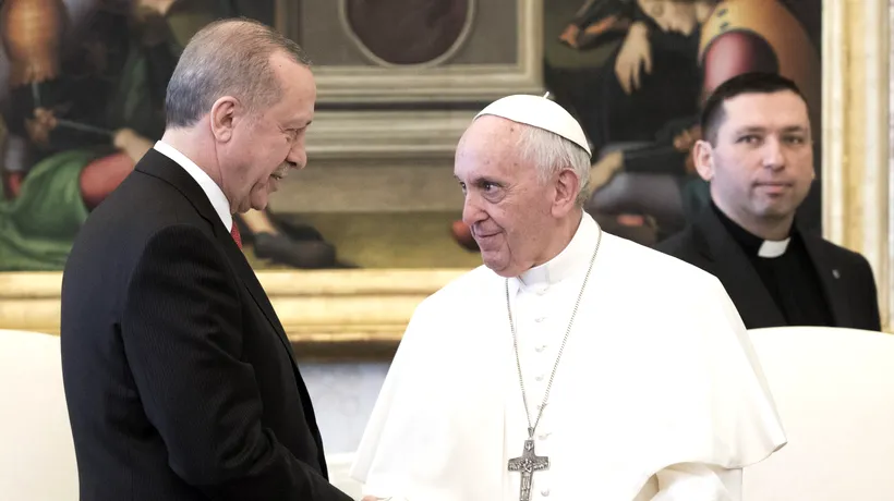 Subiectul controversat despre care au discutat Papa Francisc și Recep Erdogan. Ce i-a dăruit Suveranul Pontif liderului de la Ankara