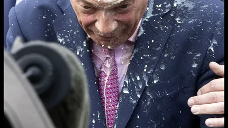 Nigel Farage, STROPIT de o protestatară la un eveniment de campanie /”Nu ne vom lăsa intimidați”