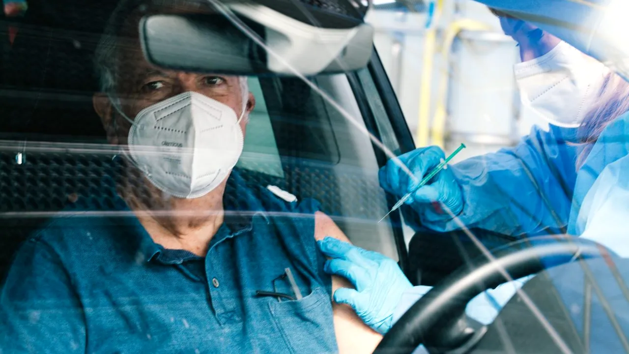 Germanii de sub 60 de ani care au fost vaccinați cu AstraZeneca vor face rapelul cu Pfizer sau Moderna