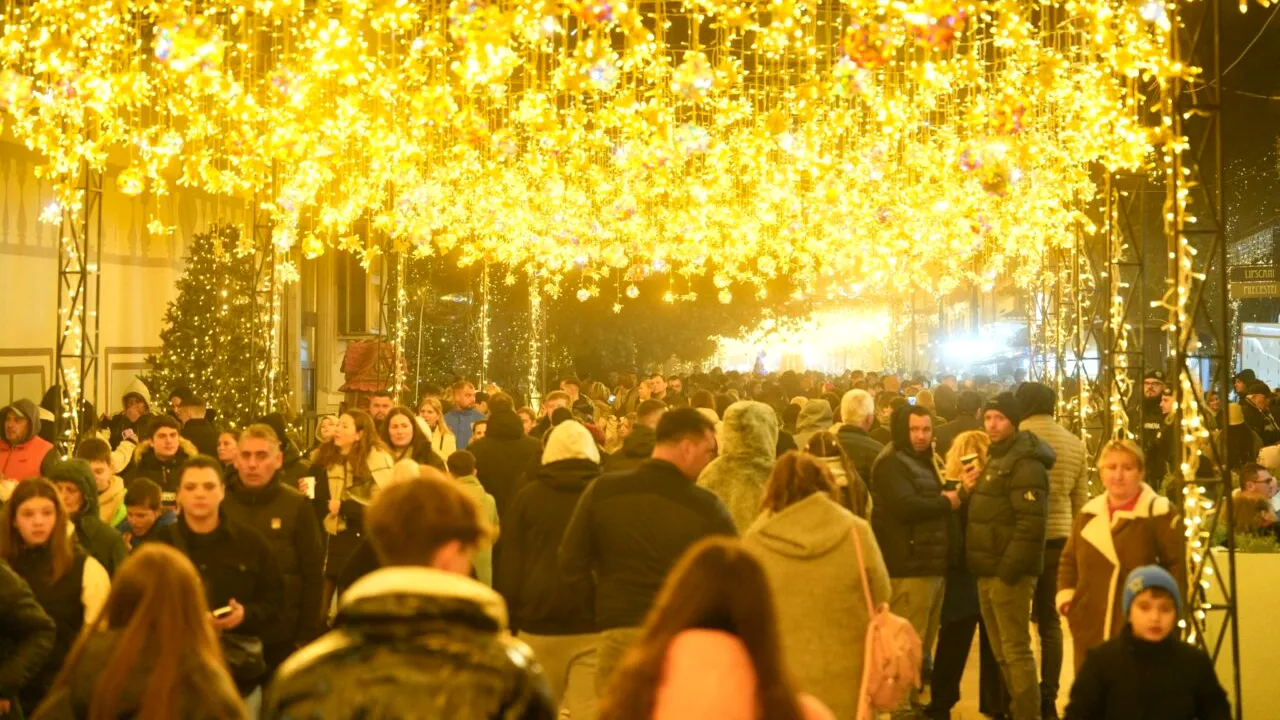 Se deschid Târgurile de Crăciun în București. Când va fi luminată și împodobită Capitala