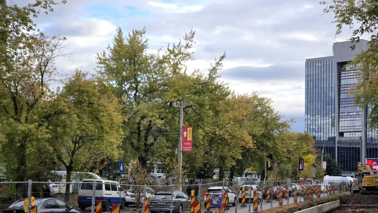 „Lunea groazei” în nordul Capitalei. Este haos în trafic pe platforma Pipera, în prima zi lucrătoare cu sens unic pe Dimitrie Pompeiu. Calvarul va dura peste două luni