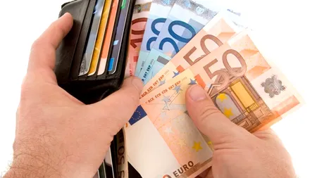 Câștigul salarial mediu a crescut în iulie cu 0,3%, la 1.556 lei