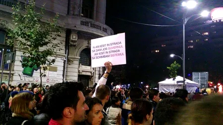 Ce-am văzut la marșul #colectiv - Ziua 2. „ Dacă plecați capul, cum l-am plecat și noi, nu se mai poate face nimic