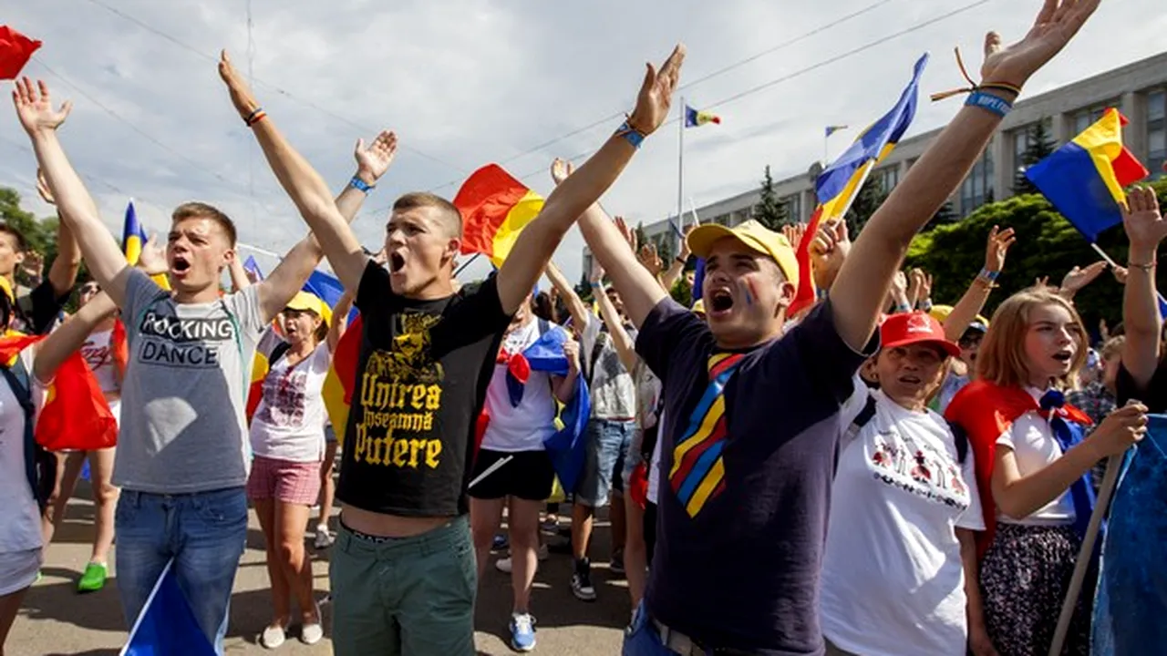Băsescu, despre tinerii din Republica Moldova sosiți pe jos la București: 