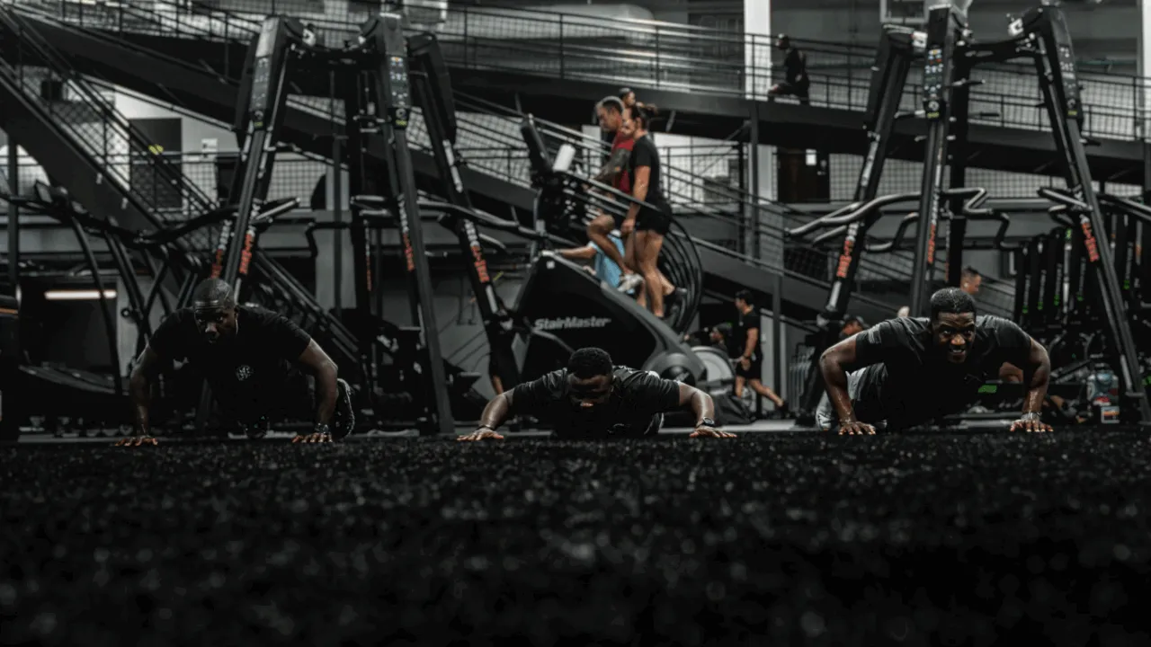 Trump își face „trupe“ interne, în lupta cu protestatarii democraților: Pentagonul dislocă 20.000 de luptători. Când vor fi gata să iasă pe străzi