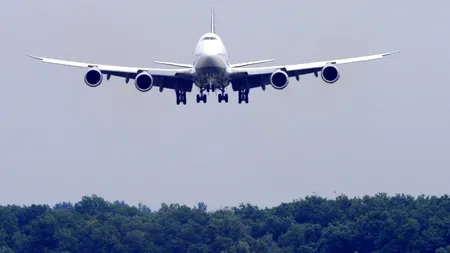 O marocană a născut un băiat într-un avion care efectua o cursă Italia-Maroc