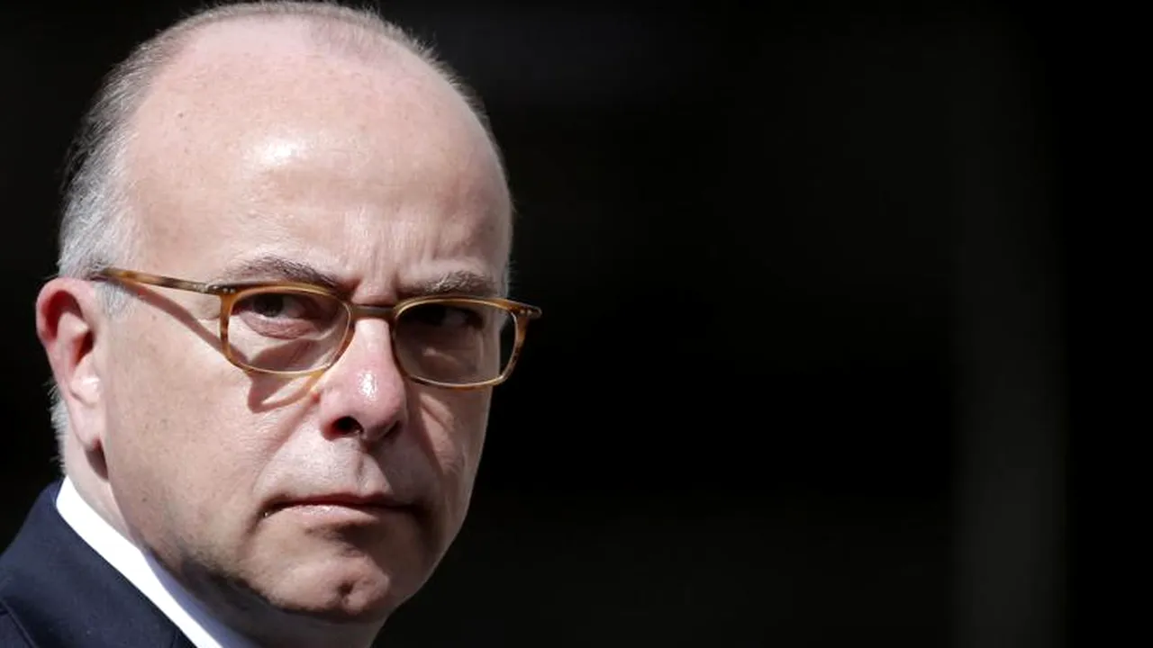 Ministrul francez de Interne a făcut anunțul. Câte persoane au fost reținute în cazul atentatelor de la Paris
