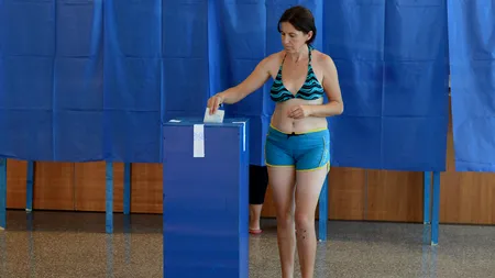 Sfinția Ta, ești de acord cu căsătoria între doi bărbați?