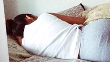 Această fotografie a fost eliminată de pe internet, stârnind furia utilizatorilor. „Mesajul pentru femei nu poate fi mai clar