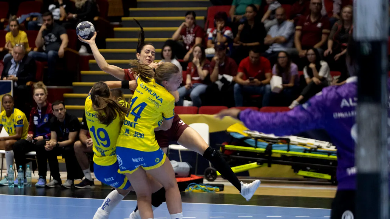 Rapid, de nerecunoscut cu Team Esbjerg în Liga Campionilor la handbal feminin! A fost condusă și la 11 goluri diferență