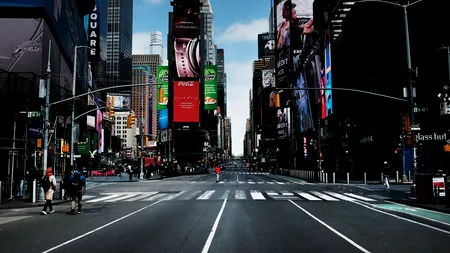 NEW YORK este noua 